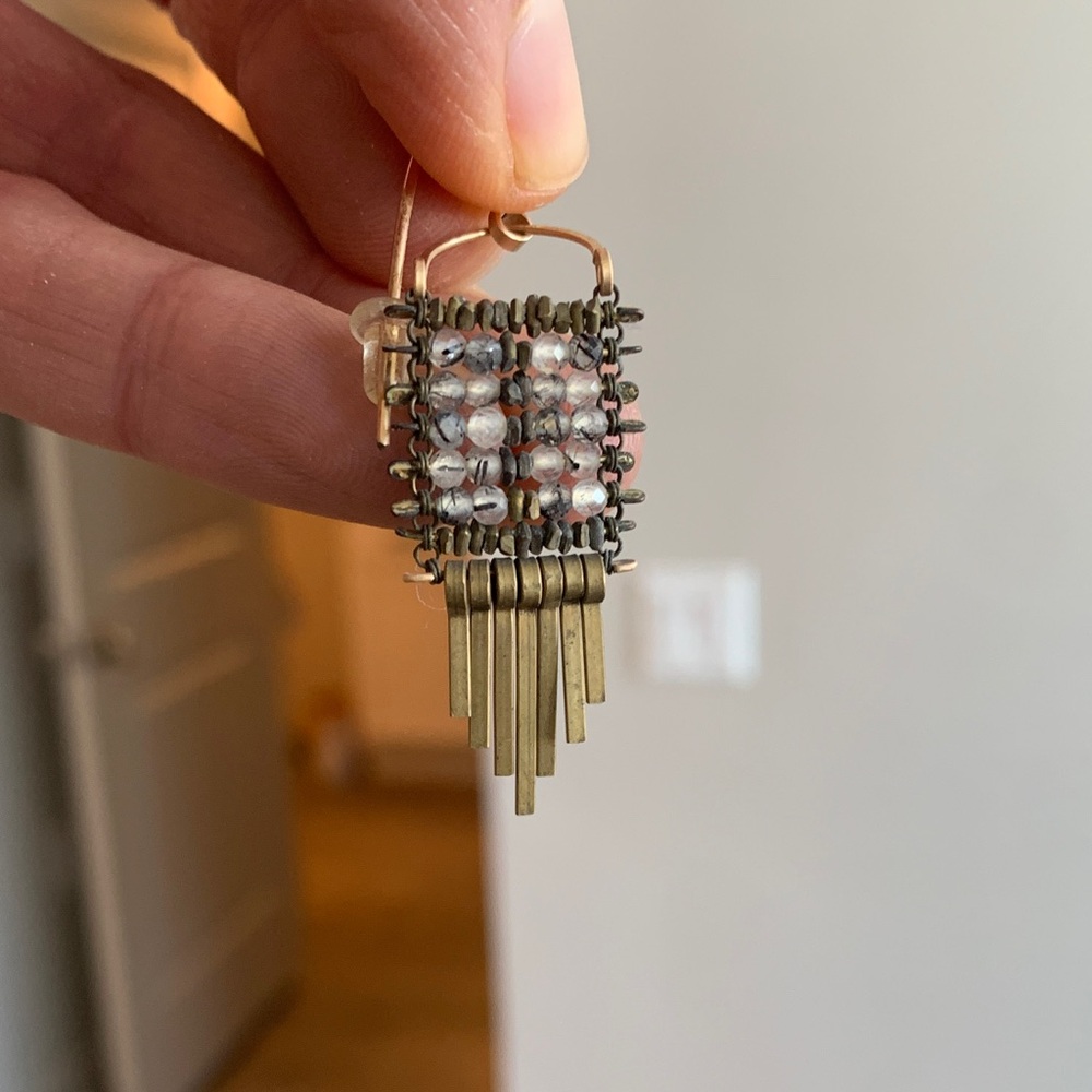 Elegant Gold and Black Beaded Earrings - Picture 3 of 3